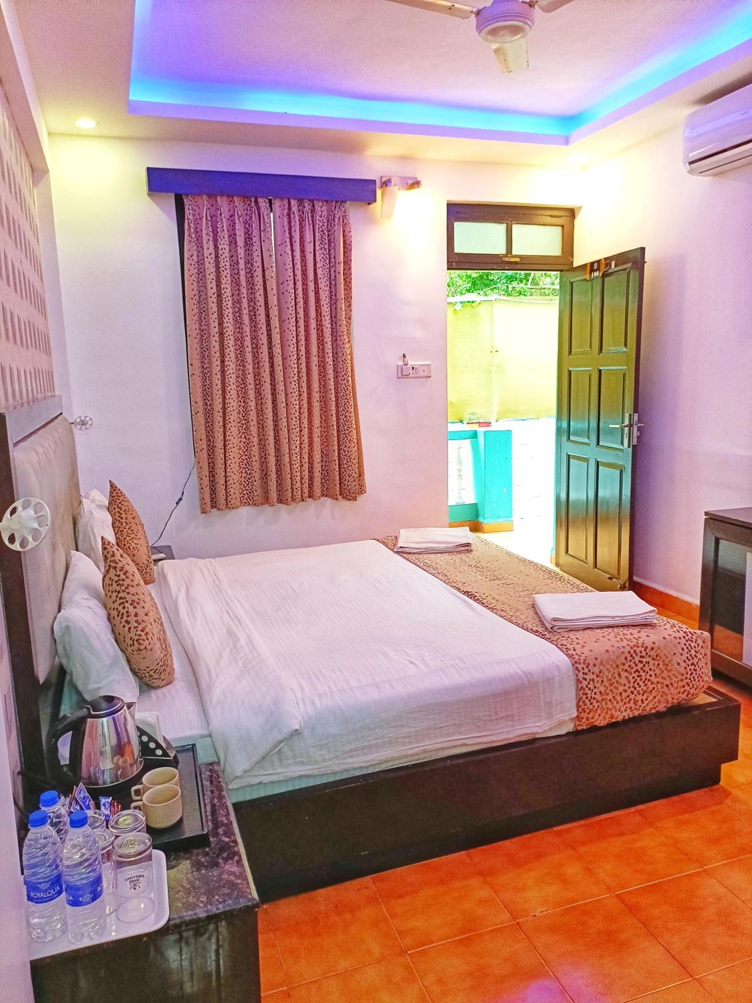 Fusion Resorts Candolim Exterior photo